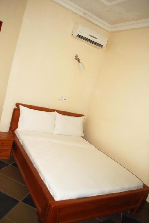Benin Berge Hotel Котону Экстерьер фото