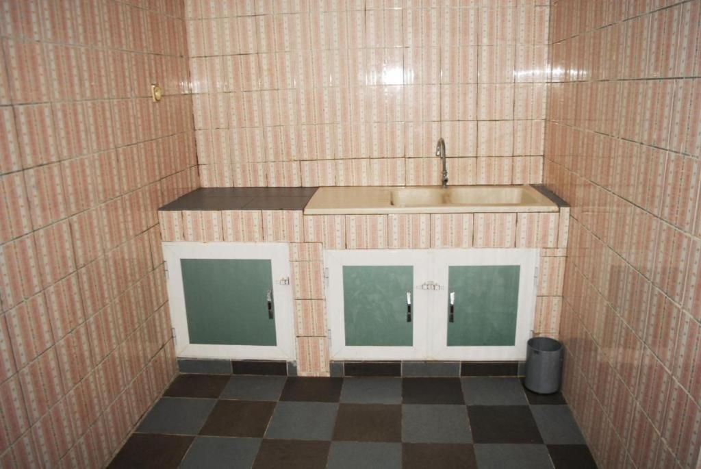 Benin Berge Hotel Котону Экстерьер фото