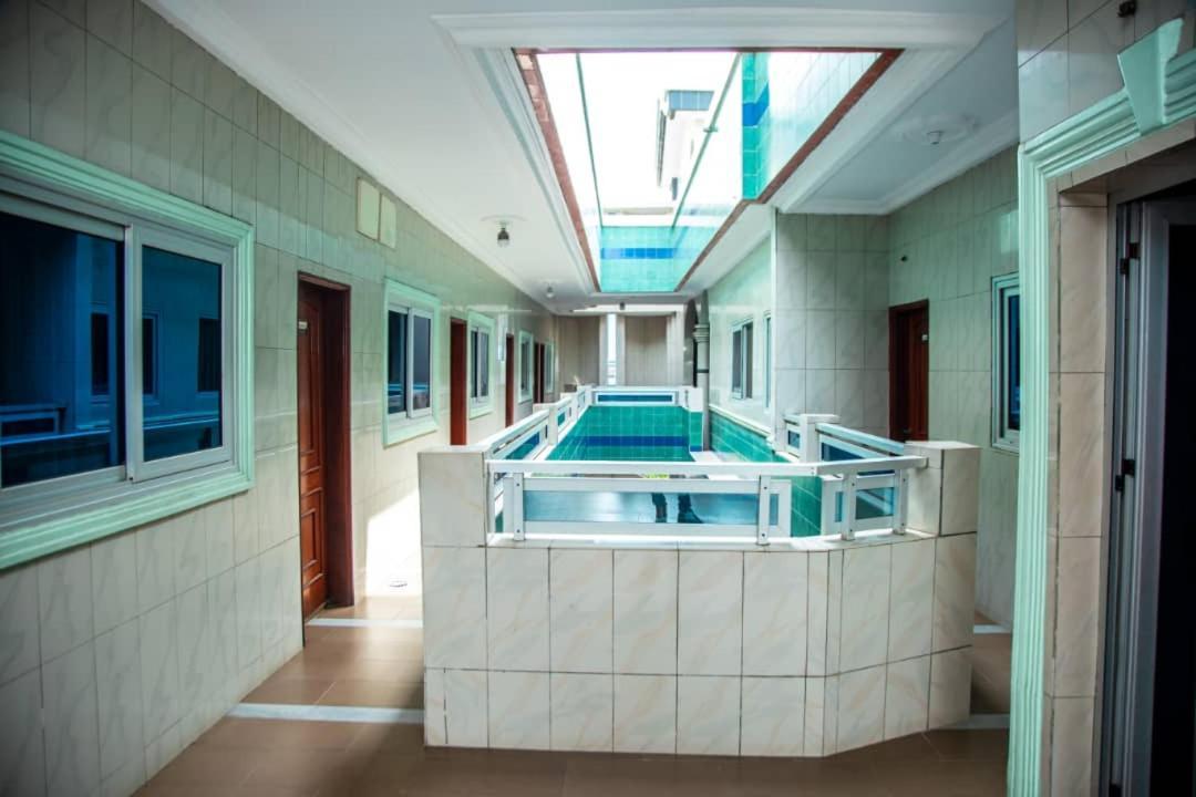 Benin Berge Hotel Котону Экстерьер фото
